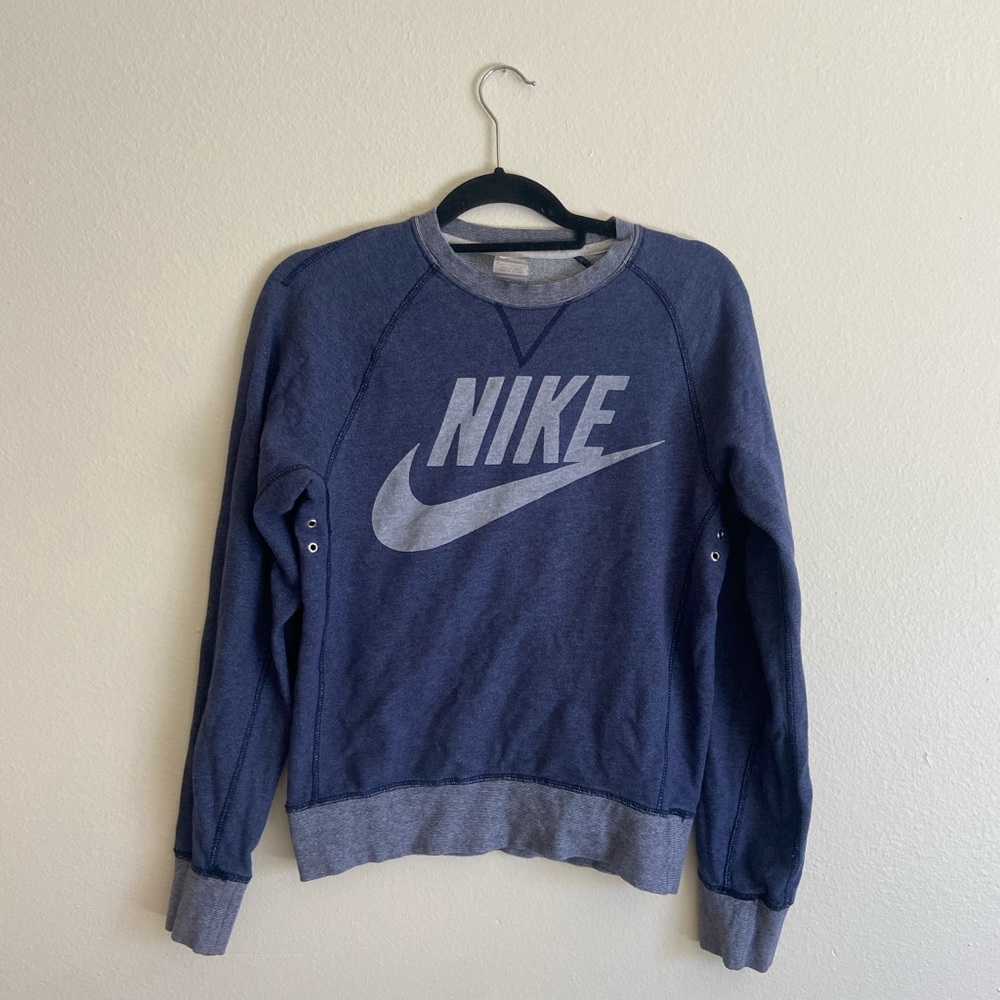 Nike navy blue crew neck sweatshirt